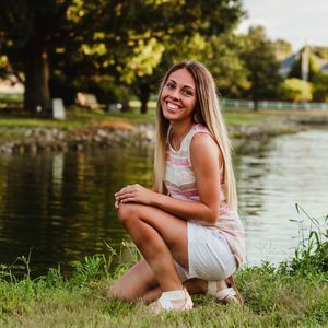 Meet your Posher, Julia